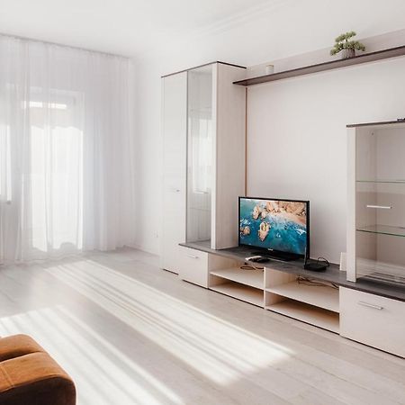 בוקרשט Apartament 2 Camere, Decomandat, In Zona Centrala מראה חיצוני תמונה