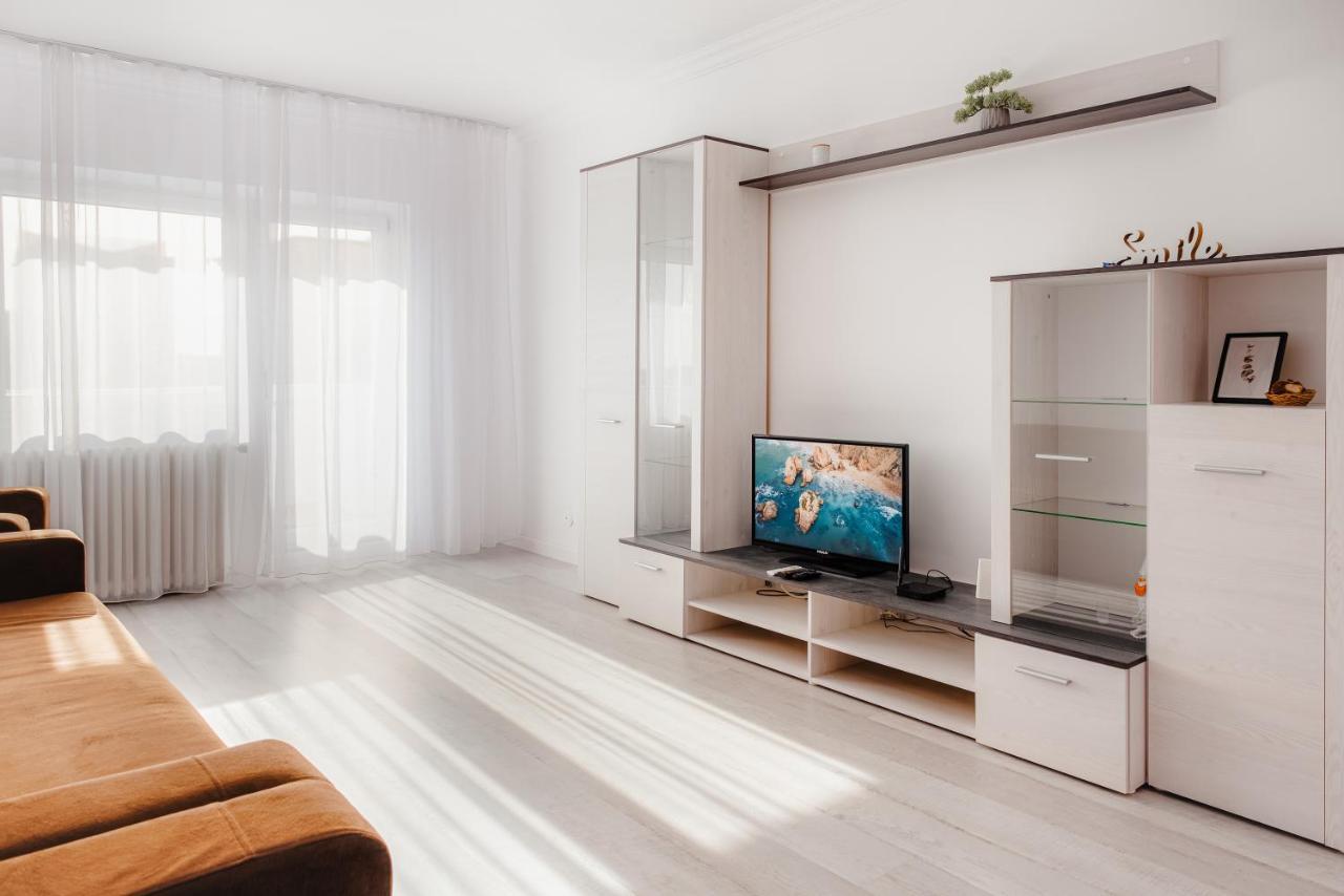 בוקרשט Apartament 2 Camere, Decomandat, In Zona Centrala מראה חיצוני תמונה