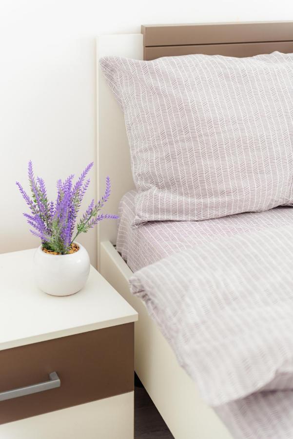 בוקרשט Apartament 2 Camere, Decomandat, In Zona Centrala מראה חיצוני תמונה